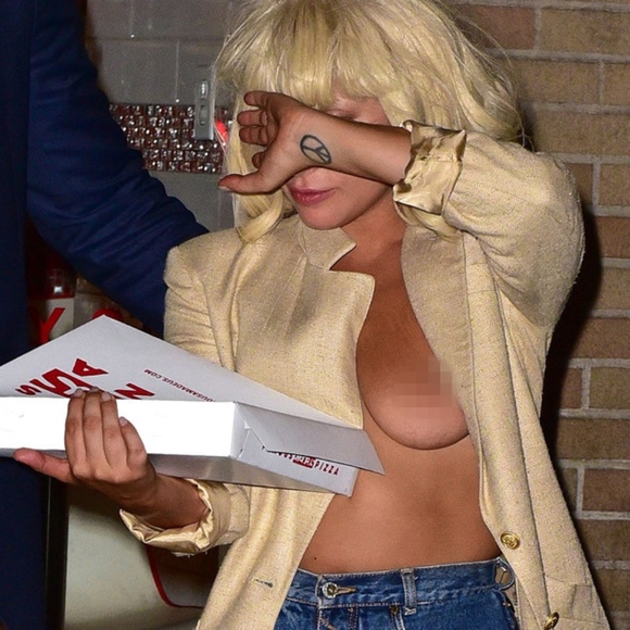 Meet your Posher, Briana - Picture 1 of 1